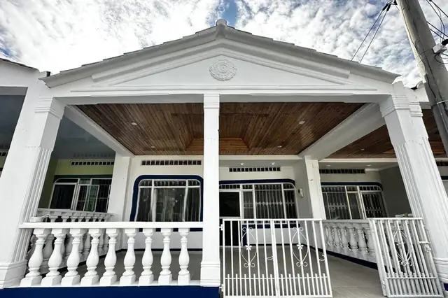 Hermosa casa en Brisas Girardot, ambiente fresco y tranquilo